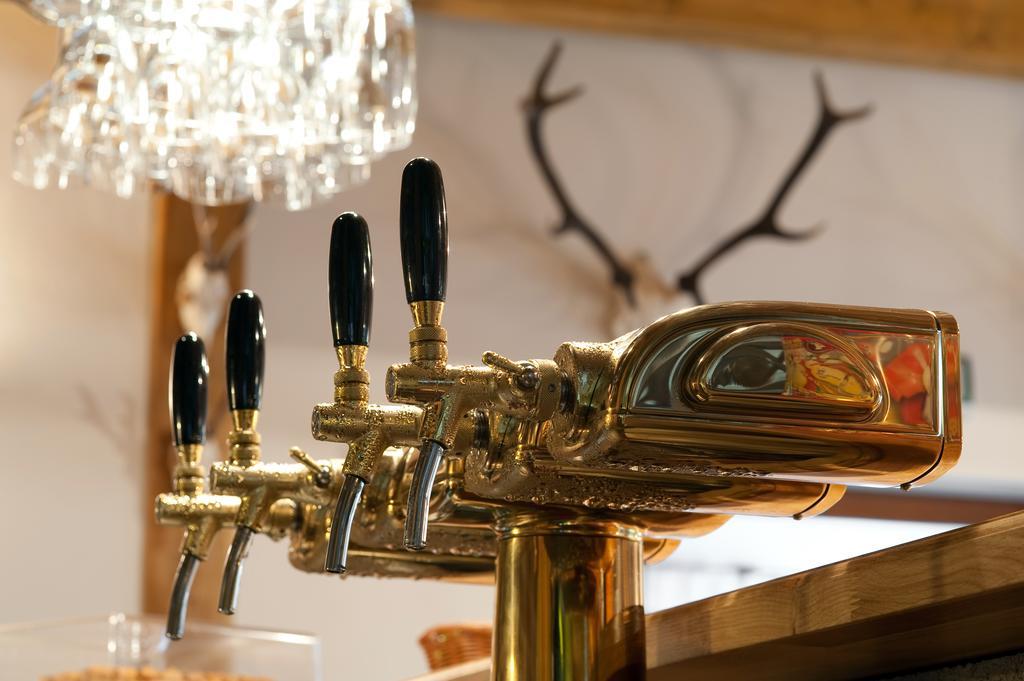 赫尔伯格酒店 Suchá Rudná 外观 照片