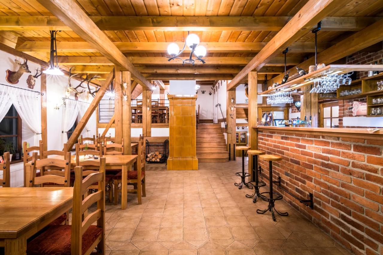 赫尔伯格酒店 Suchá Rudná 外观 照片