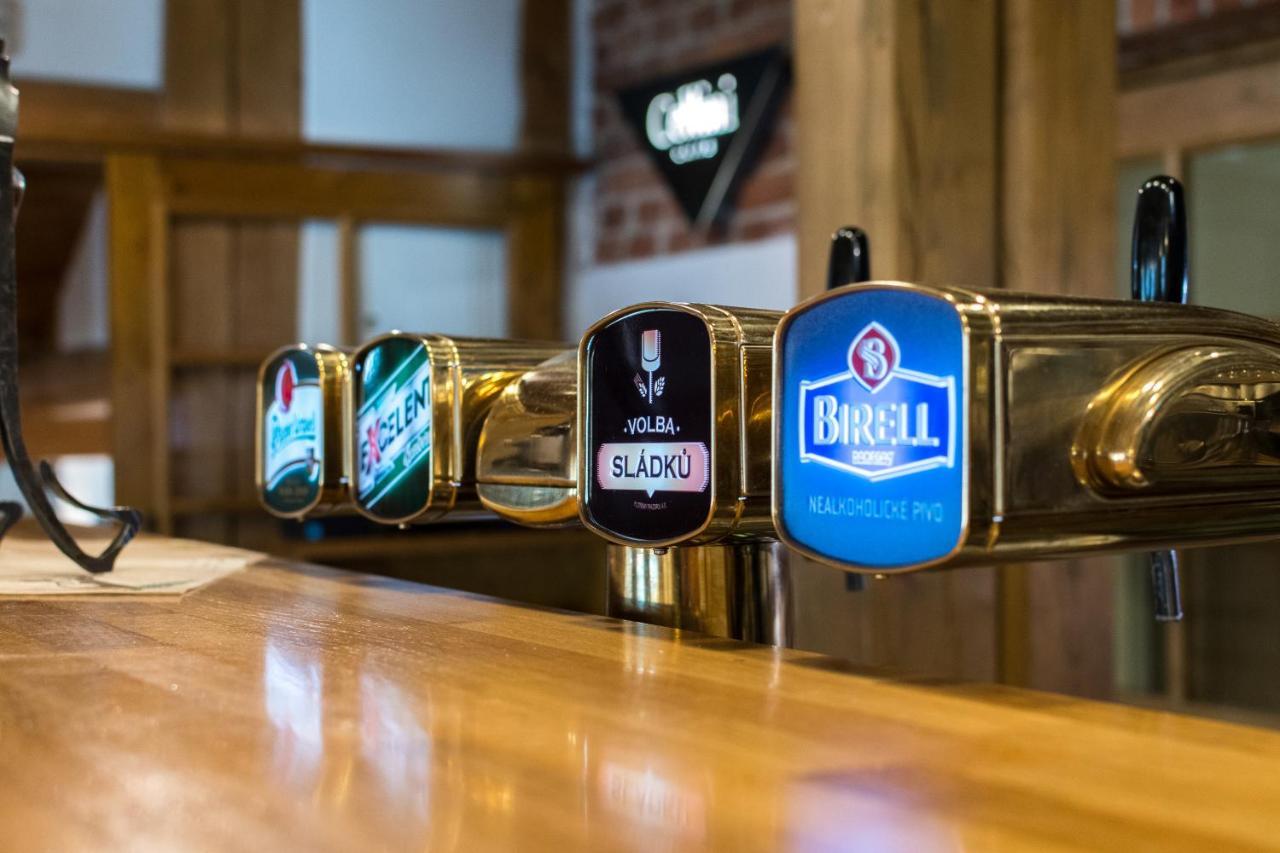 赫尔伯格酒店 Suchá Rudná 外观 照片